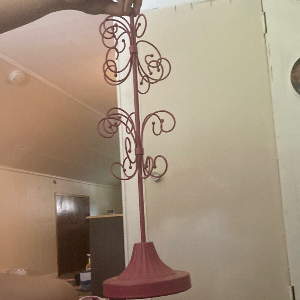 it is to hang your Jewelry on it so you don’t have to lose your jewelry